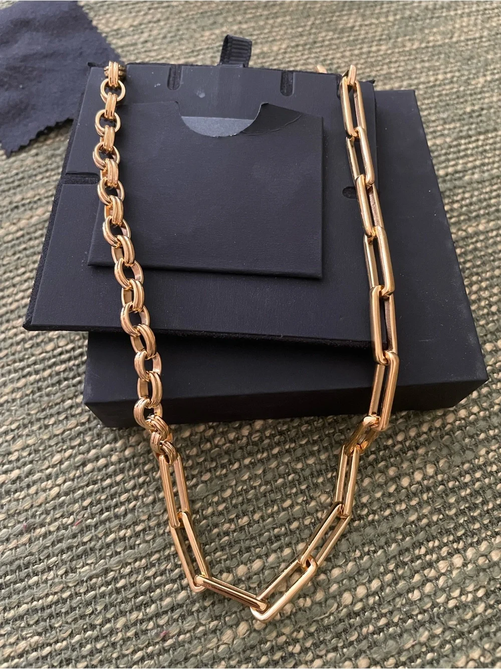 MISSOMA Axion Ridge 18kt gold-plated necklace - Picture 4 of 10